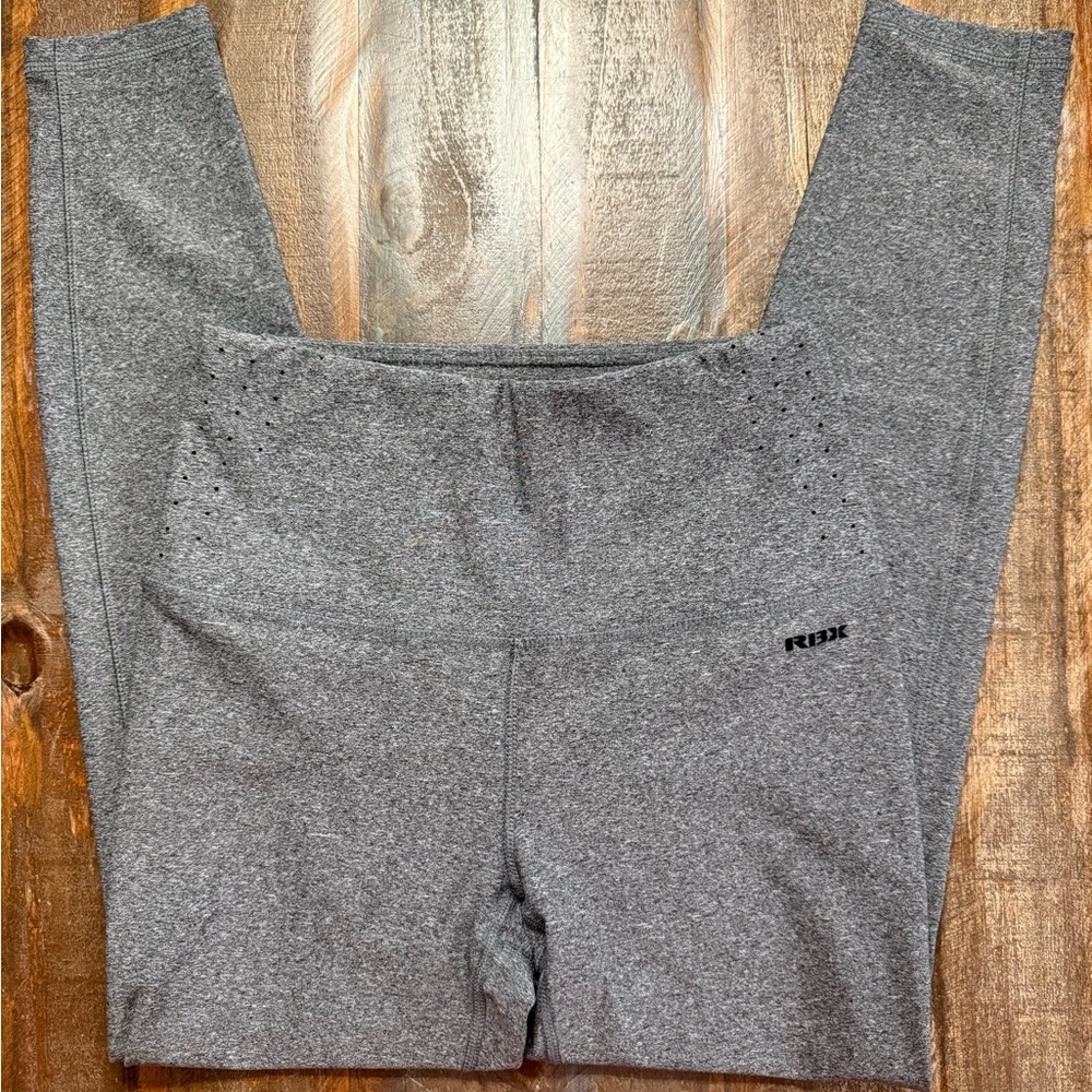 Ⓜ️RBX Gray High Rise Performance Leggings Small 7/8 Length EUC‎